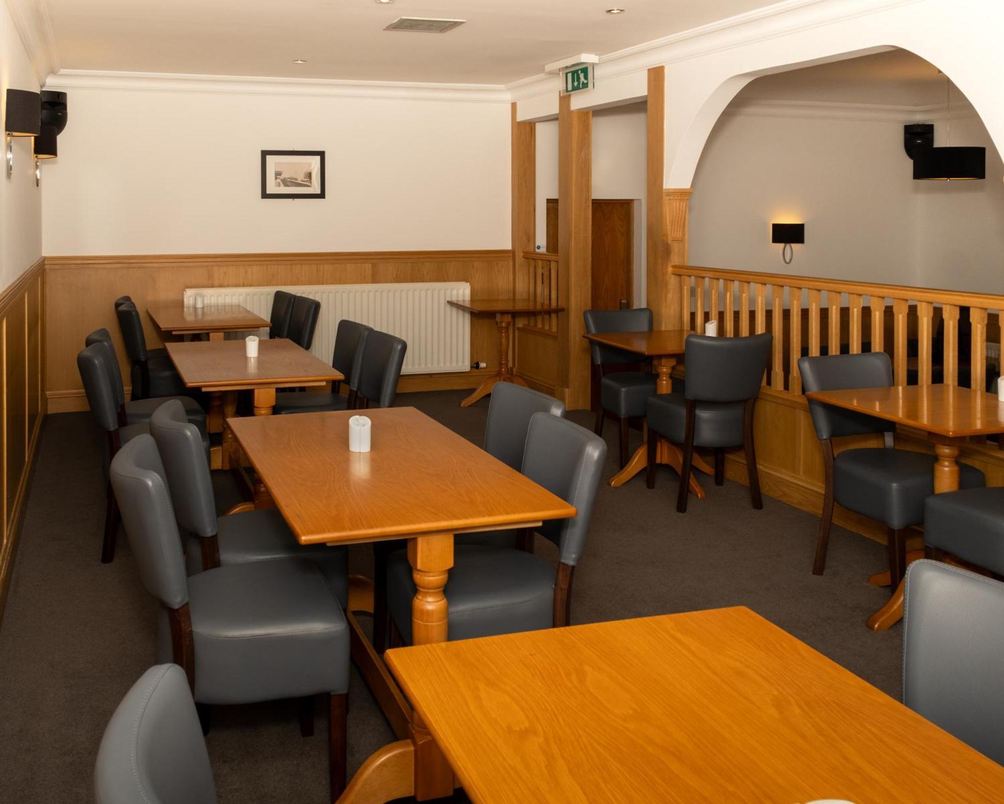 Station Hotel Ellon Εξωτερικό φωτογραφία