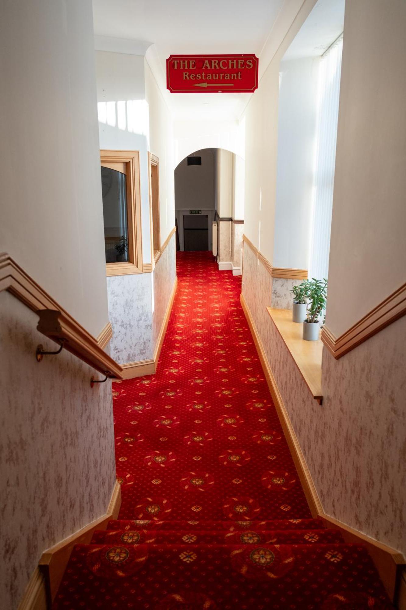 Station Hotel Ellon Εξωτερικό φωτογραφία