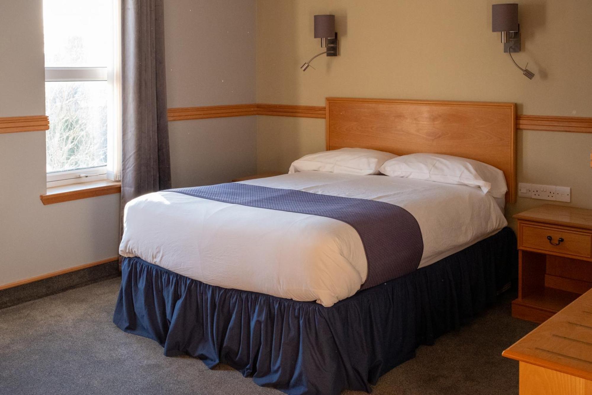 Station Hotel Ellon Εξωτερικό φωτογραφία