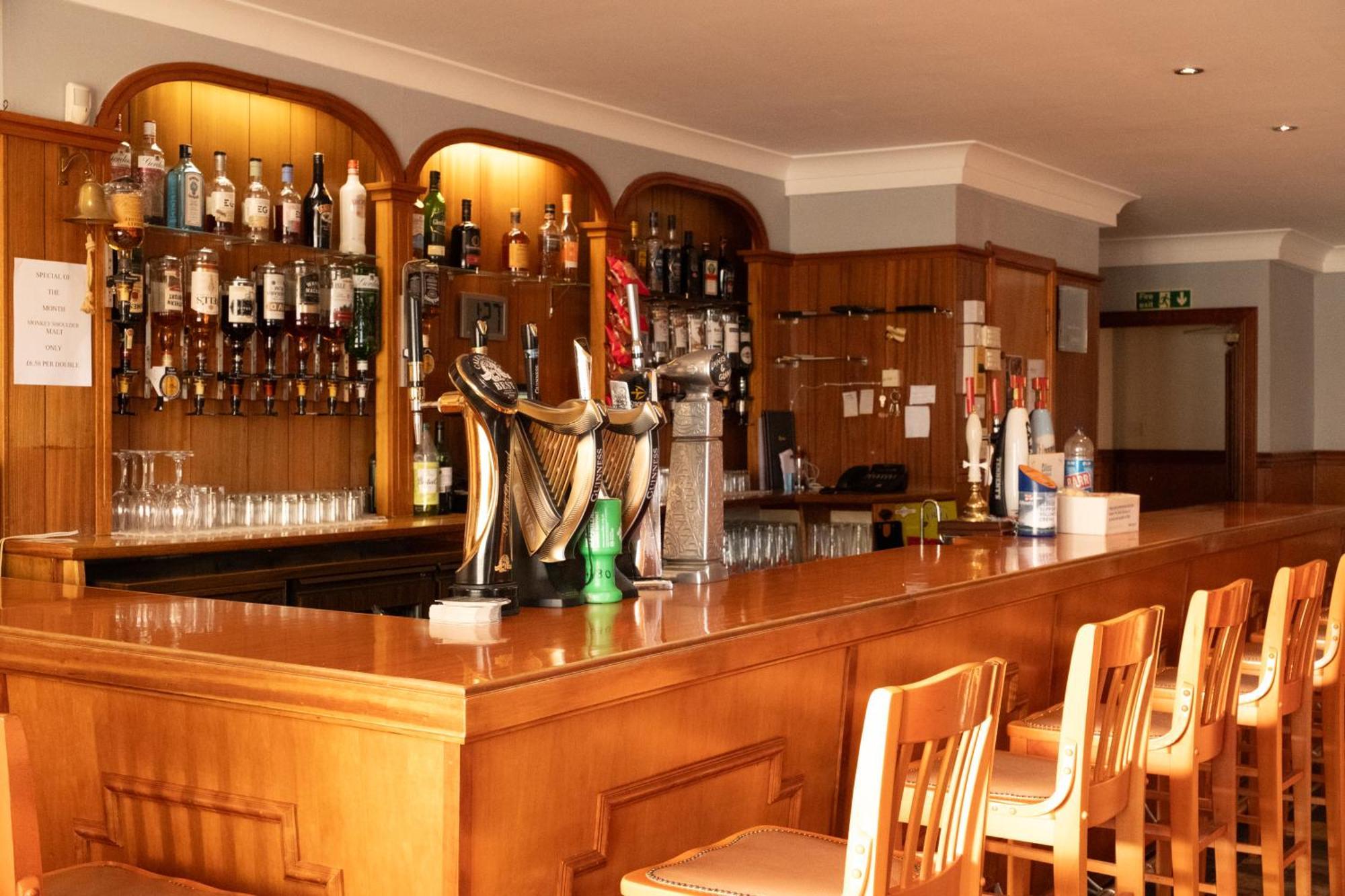 Station Hotel Ellon Εξωτερικό φωτογραφία